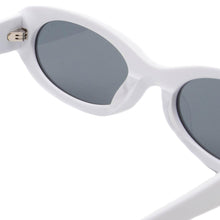 Load image into Gallery viewer, Pleasures Lithium Sunglasses / White