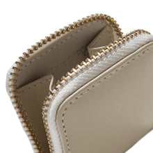 Load image into Gallery viewer, COMME des GARÇONS SA4100 Classic Leather Wallet / Off White
